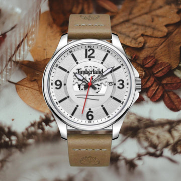 Αντρικό ρολόι Timberland Worcester TDWGB2183301 με ταμπά δερμάτινο λουράκι και ασημί καντράν διαμέτρου 46mm με ημερομηνία.